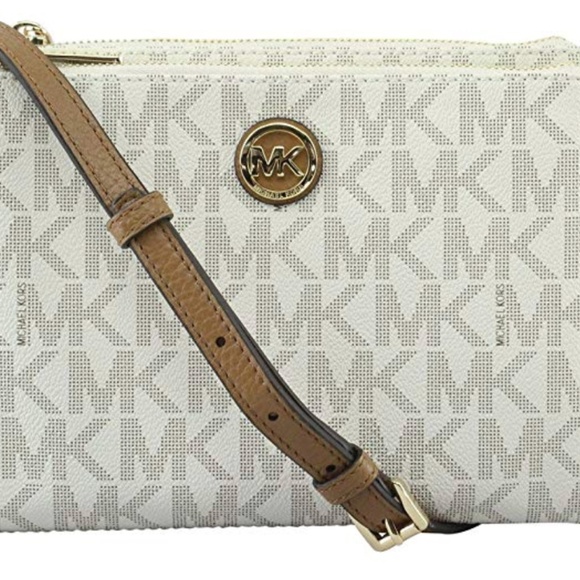 Michael Kors Handbags - Michael Kors  NWT Fulton East West PVC Crossbody